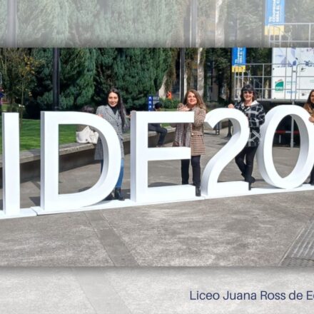 Educadoras del Liceo Juana Ross participan en el Congreso Internacional FIDE 2024