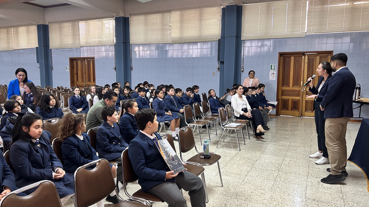 Democracia en Accion